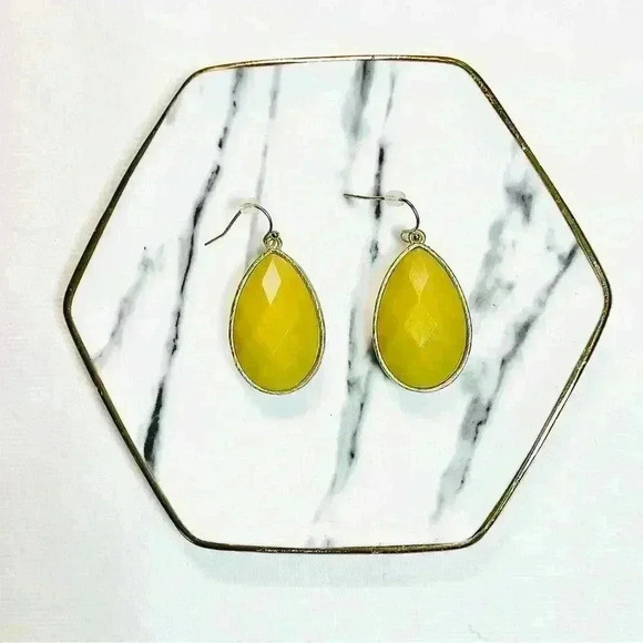 Tear Drop Statement Earrings - Picture 1 of 4